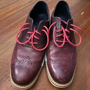 Cole hann, dark red leather wingtips. Original shoe laces are pink. Size 9.5